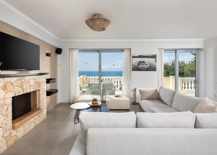 Piedra Acharavi Villa